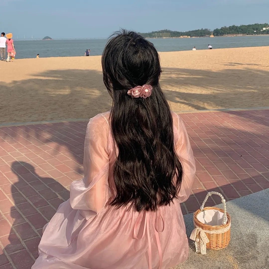 32颗药丸:我姐姐的自杀